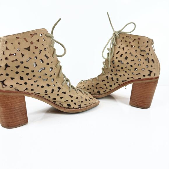 Jeffrey Campbell Women's Cors-Daisy Laser Cut Leather Lace Up Heels Size 8 Tan - Picture 7 of 9